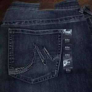 22w short jeans